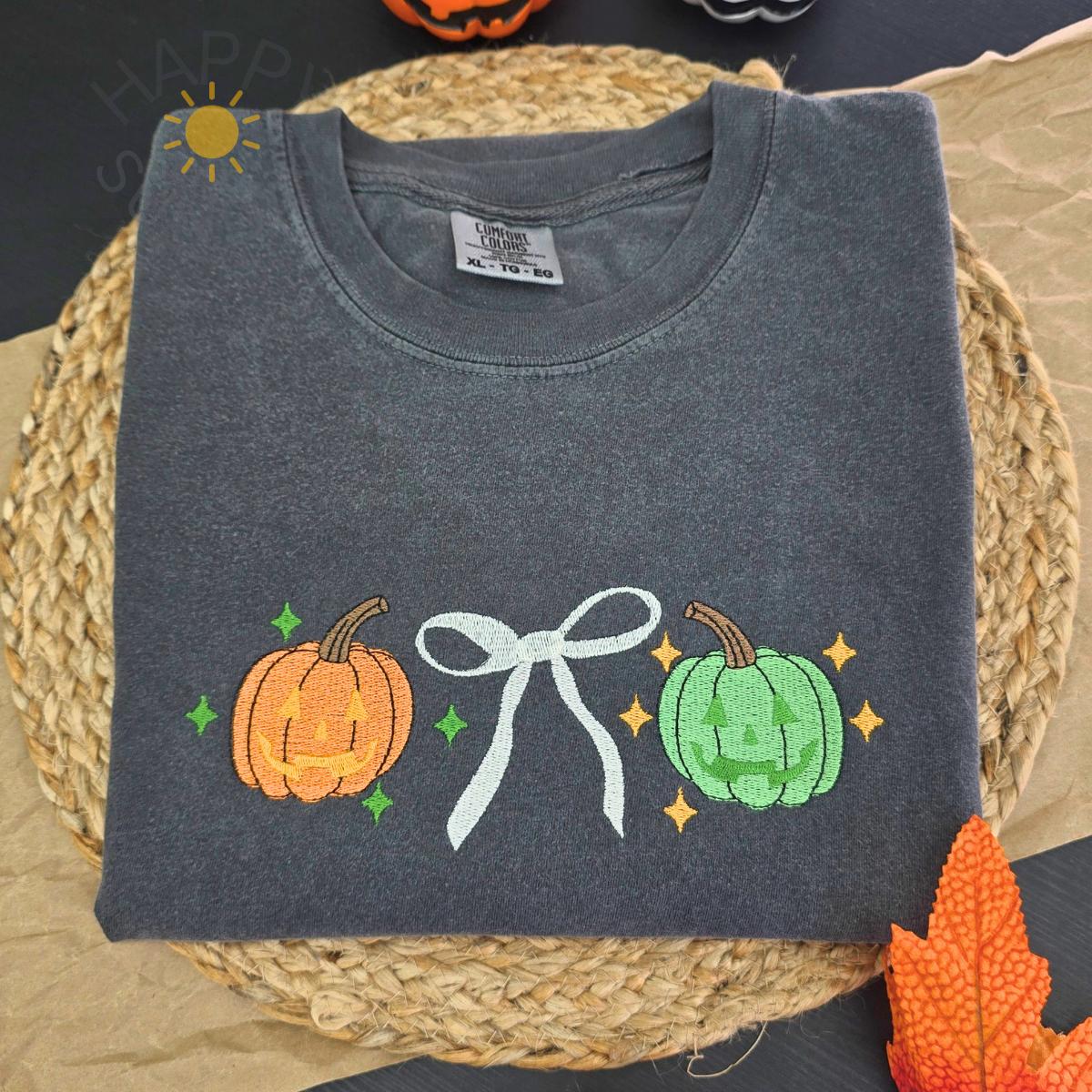 Bow & Pumpkins!