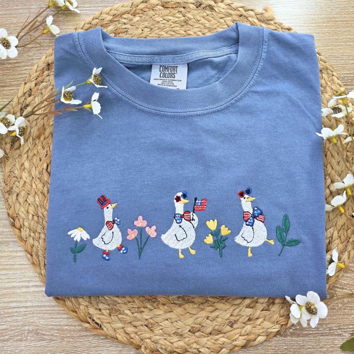 Patriot Floral Goose